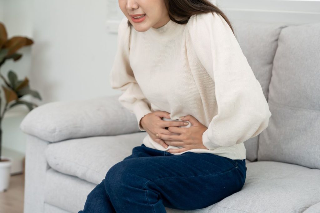 經常痛經到要靠止痛藥？可能是宮寒在作怪！中醫3步從根本調理